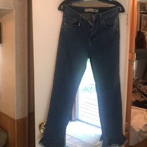 Ruffle hem jeans